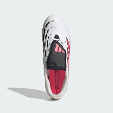 Chaussure de foot 'Predator Club' ADIDAS PERFORMANCE en blanc