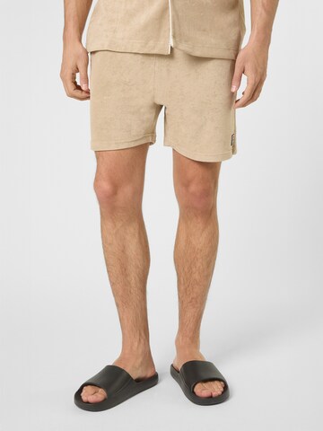 regular Pantaloni 'EMPOLI regular towelling shorts' di FILA in beige: frontale