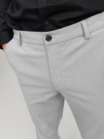 JACK & JONES Regular Trousers 'Ollie Benji' in Grey