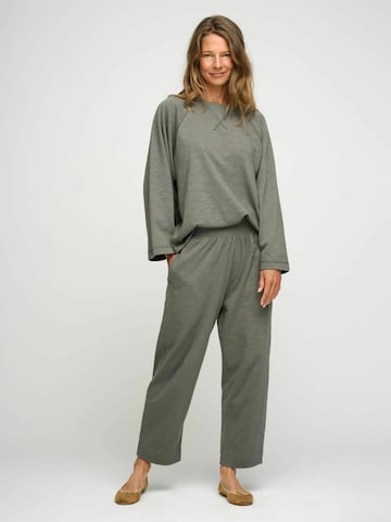 moshi moshi mind Shirt ' Earth ' in Groen