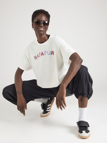 NAPAPIJRI - Camiseta 'S-HYTTE' en blanco