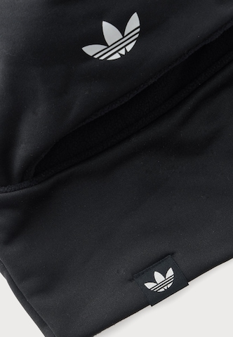 Căciulă de la ADIDAS ORIGINALS pe negru