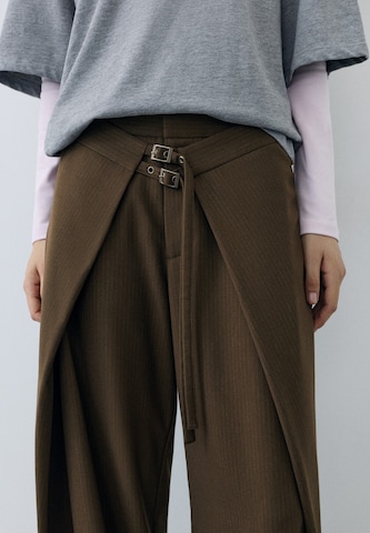 Pull&Bear Wide leg Trousers in Brown