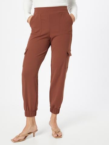 SISTERS POINT - Pantalón 'NUPA-PA' en marrón: frente
