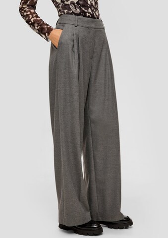 s.Oliver BLACK LABEL Wide leg Pleat-Front Pants in Grey