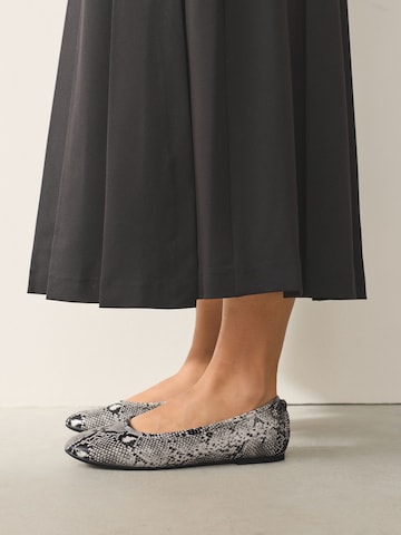 Next Ballerina 'Forever Comfort' in Black