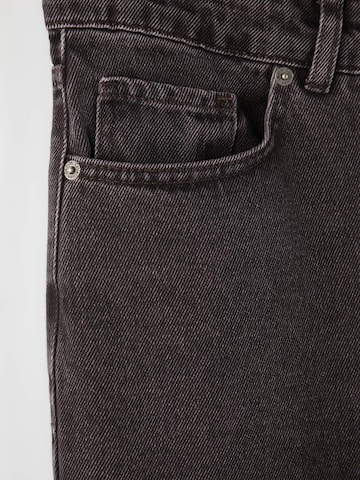 Trendyol Обычный Джинсы в Коричневый