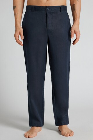 IUMAN Intimissimi Uomo Regular Pleat-Front Pants in Blue: front