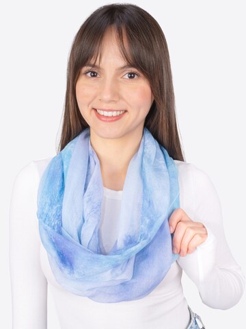 Seasons of April Loop scarf 'LOLA' in Blue: front