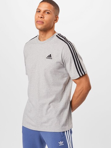 ADIDAS SPORTSWEAR Funkční tričko 'Essentials 3-Stripes' – šedá: přední strana