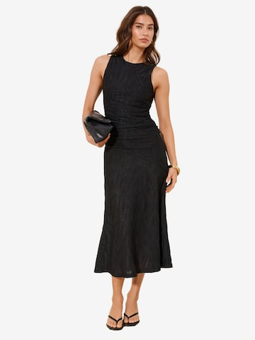 Robe Lipsy en noir : devant