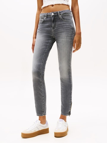Tommy Jeans Slimfit Farmer - kék: elől
