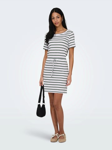 ONLY Kleid 'ONLHAPPY' in Grün