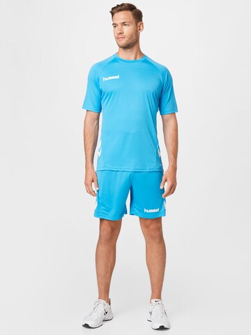 Completo per l'allenamento di Hummel in blu: frontale