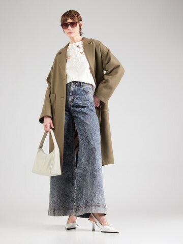 & Other Stories - Blusa en blanco