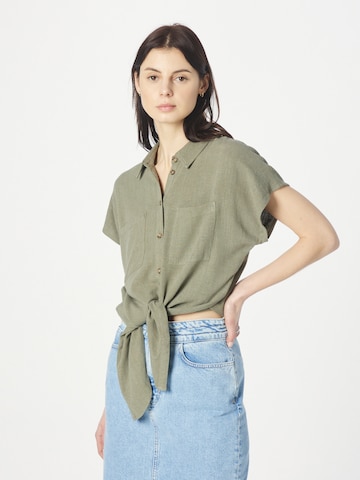 PIECES Blouse 'Vinsty' in Green: front