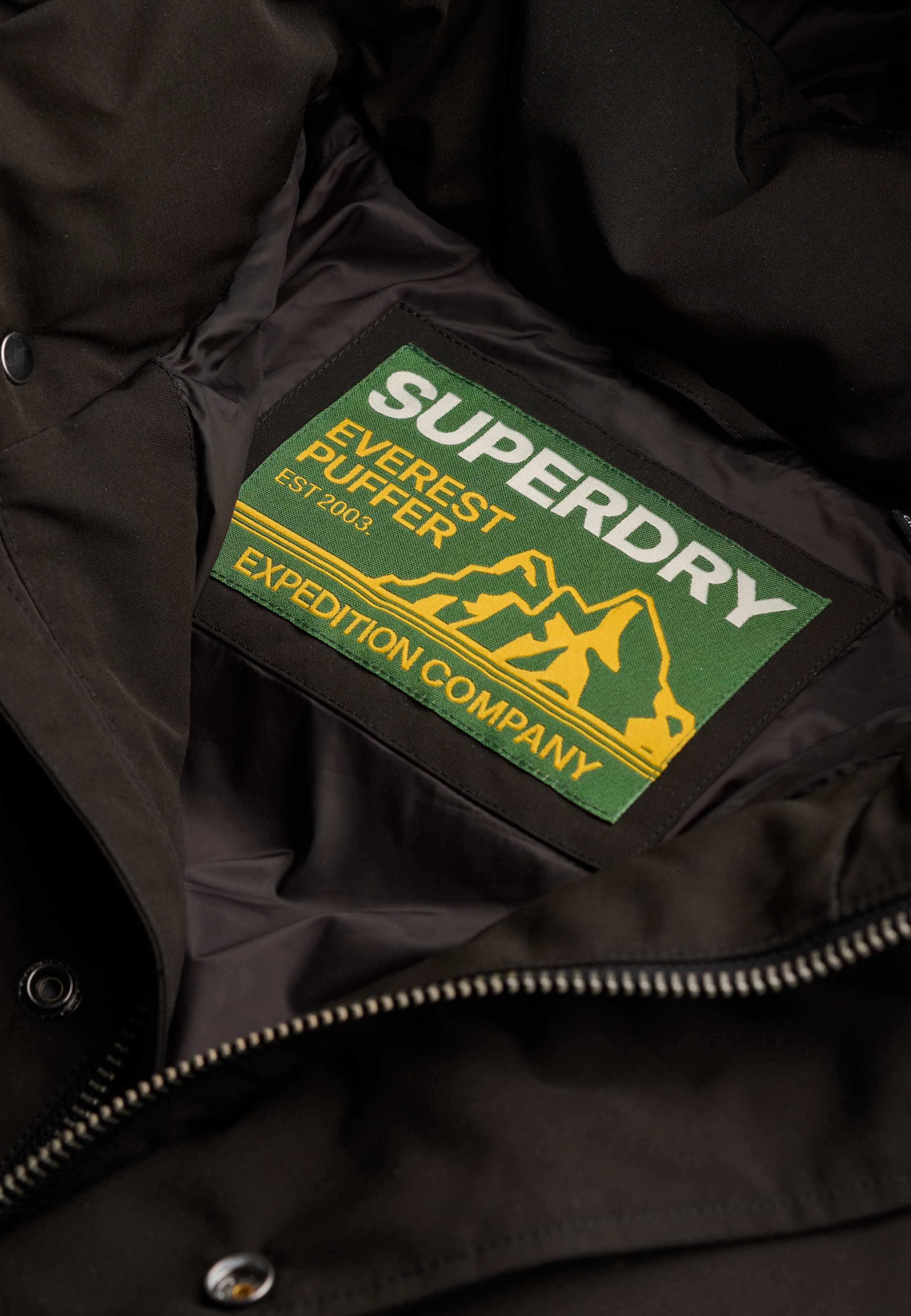 Superdry & Co Zimska jakna 'Everest' | črna barva