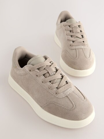 Next Sneaker in Beige