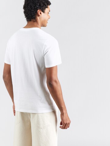 GAP - Camiseta en blanco: atrás