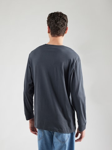 juoda Lee Marškinėliai: galas