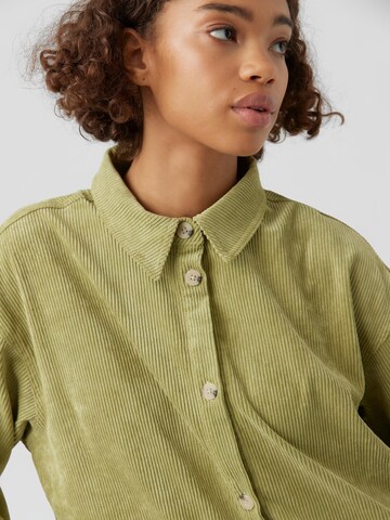 VERO MODA Blouse 'Kae' in Green