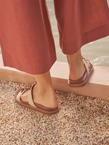 Friends Like These Muiltjes in Beige