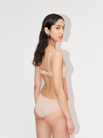 Triangle Soutien-gorge 'Julienne' LeGer by Lena Gercke en beige : derrière