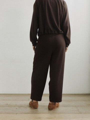 self. Vat Broek in Bruin