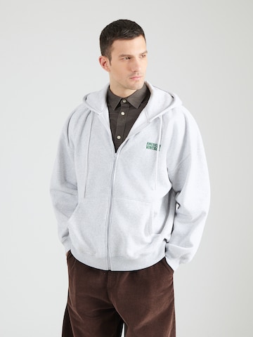 AMERICAN VINTAGE Sweatvest 'BAPTOWN' in Grijs: voorkant