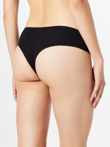 Monki - Cueca em preto