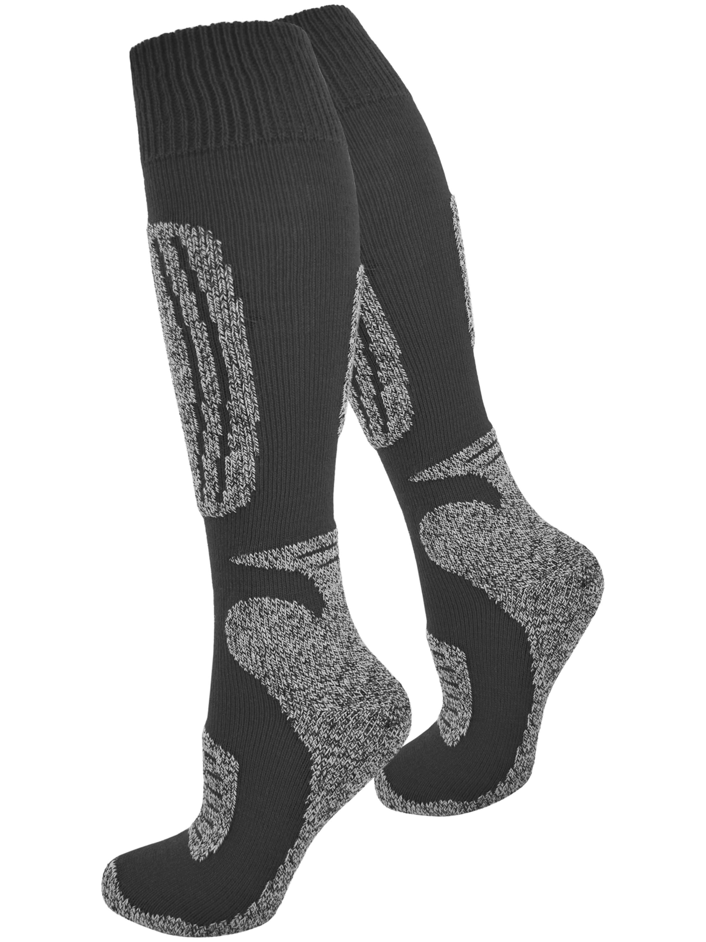 normani Sports socks in Black: front
