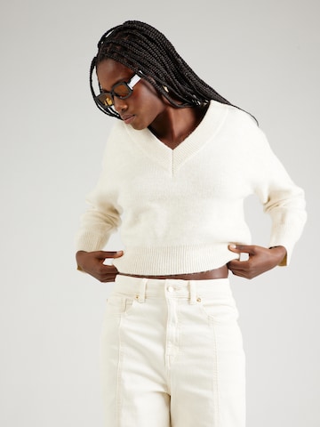 Pullover 'FINE' di PIECES in bianco: frontale