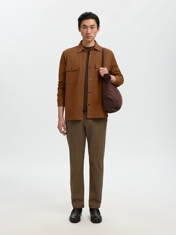 SELECTED Regular Fit Sweatjacke in Braun