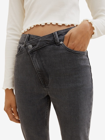 regular Jeans 'Lotte' di TOM TAILOR DENIM in nero