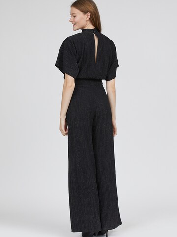 SISTERS POINT Jumpsuit i grå