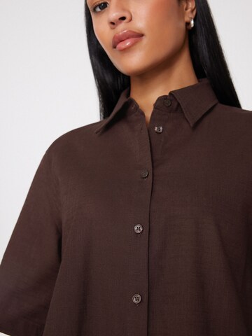 Tezenis Blouse in Brown