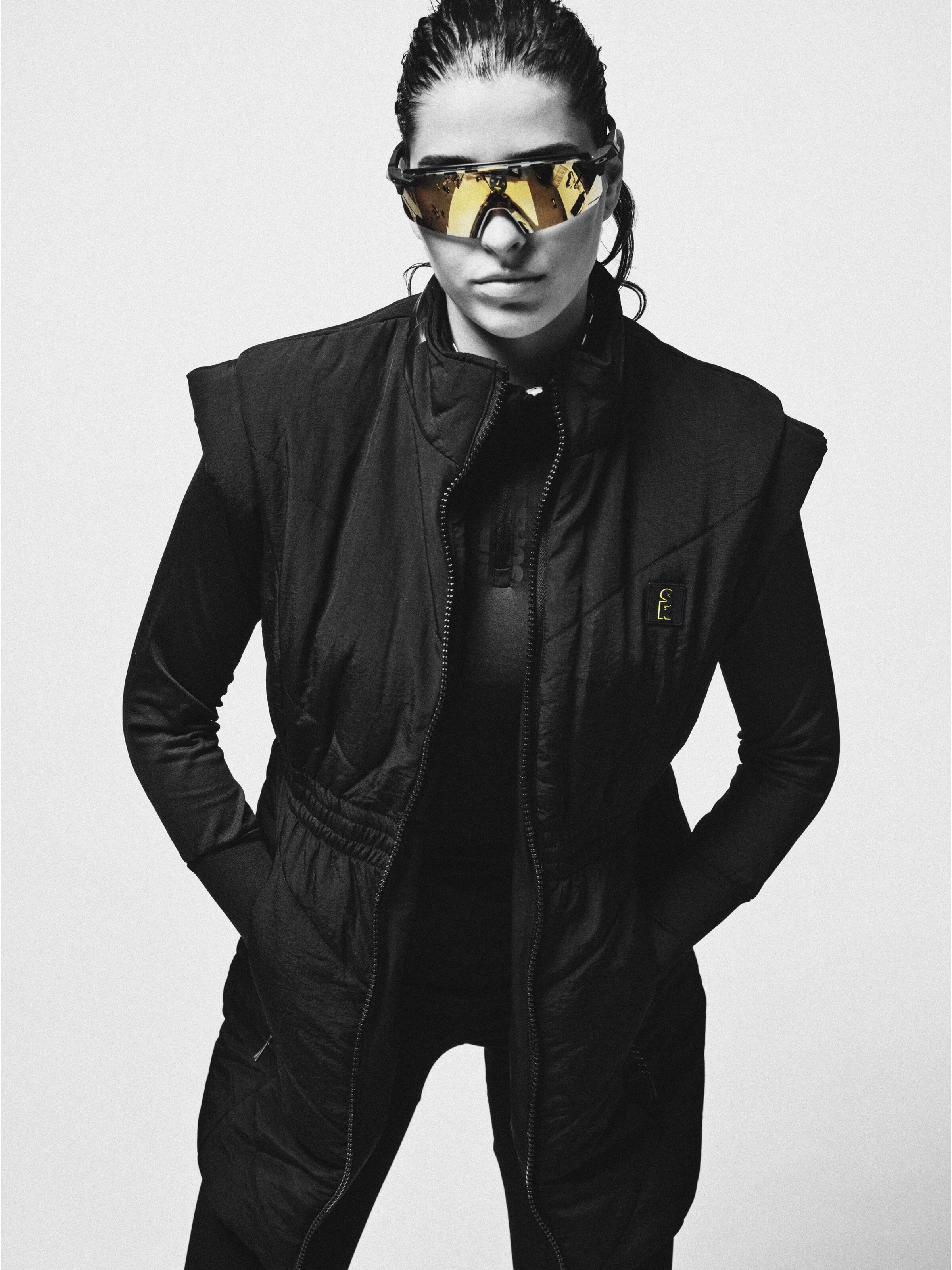 SUPERREBEL® GEAR Weste 'MERYL'‌‌‌‌‌ in Schwarz