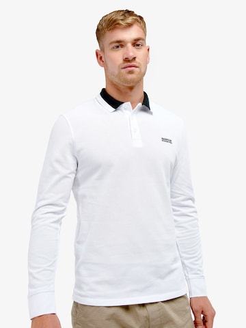 Barbour International - Camisa em branco: frente