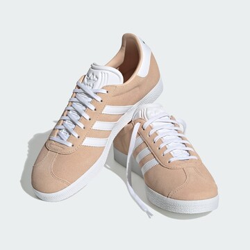 ADIDAS ORIGINALS Σνίκερ χαμηλό 'Gazelle' σε ροζ