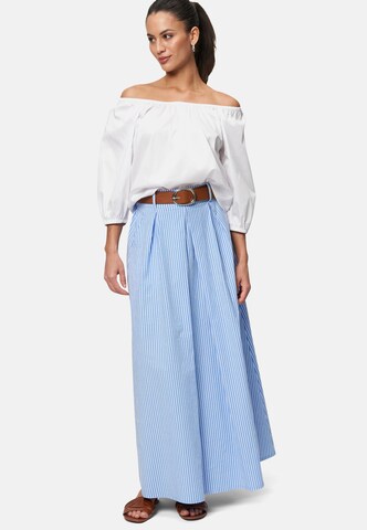 zero Rok in Blauw