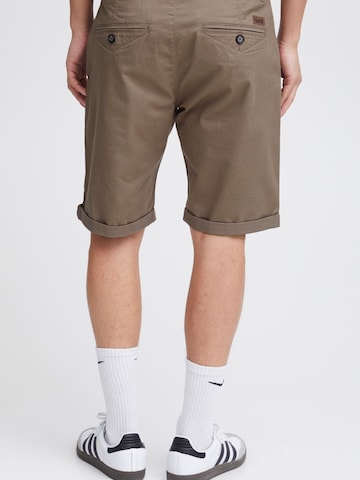 !Solid Regular Chinoshorts 'Montijo' in Braun