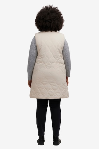 Ulla Popken Vest in Beige