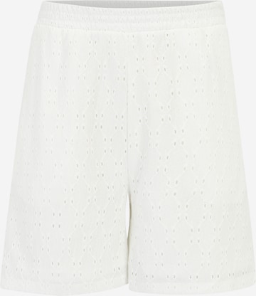 Vero Moda Tall Regular Shorts 'ULRIKKE' in Weiß: predná strana