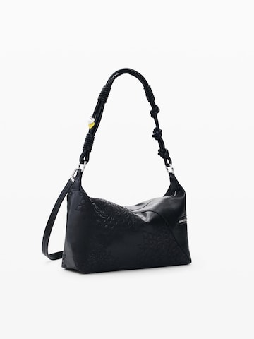 Poșete de la Desigual pe negru