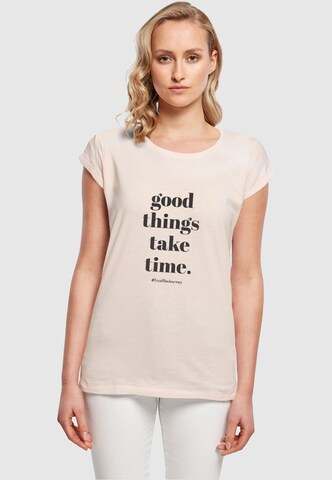 Merchcode Shirt 'Good Things Take Time' in Pink: front