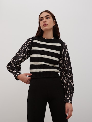 EDITED Sweater in Black: front