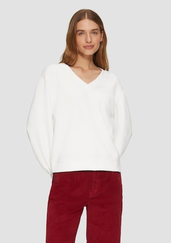 s.Oliver Sweatshirt in White: front