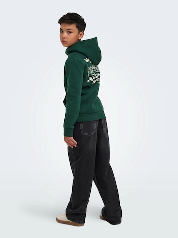 Only & Sons Junior Sweatshirt 'OSJCERES' in Groen: voorkant