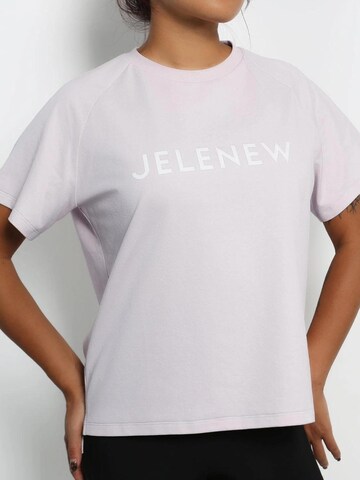 Maglietta 'Mont Blanc Essential T-shirt' di Jelenew in lilla