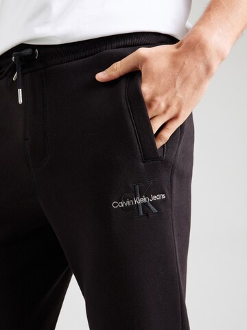 Effilé Pantalon Calvin Klein Jeans en noir